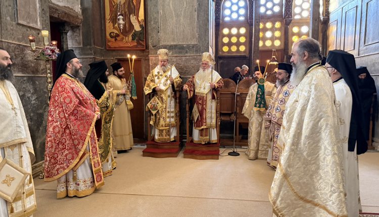 Αρχιερατικό-συλλείτουργο-για-τα-1073-χρόνια-από-την-Κοίμηση-του-Οσίου-Λουκά-του-εν-Στειρίω