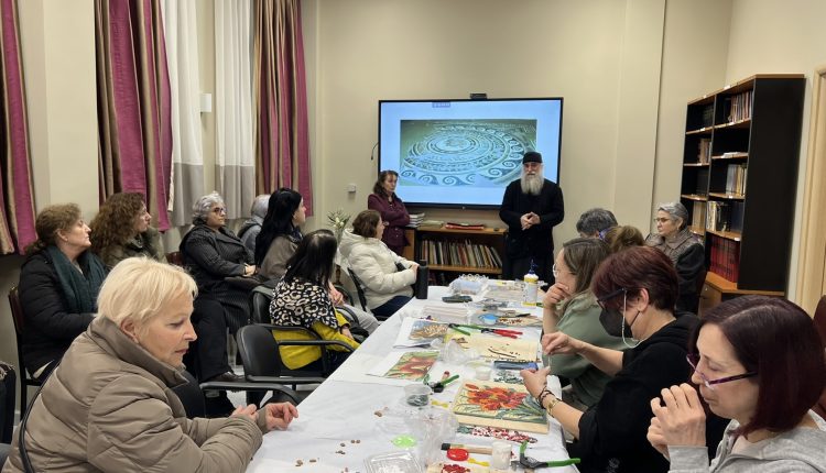 Σχολεία-επισκέπτονται-τα-Εργαστήρια-Ψηφιδωτού-στο-Πνευματικό-Κέντρο-της-Μητροπόλεως-Κίτρους