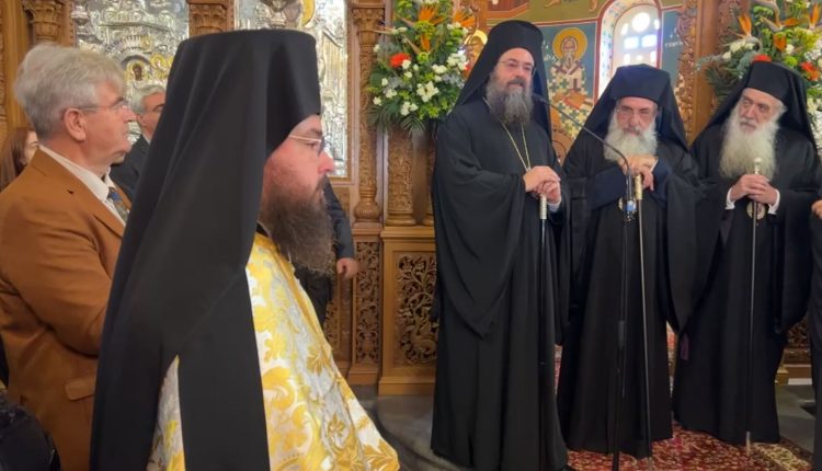 Ο-Αρχιμανδρίτης-Εμμανουήλ-Κατσαρός-νέος-Πρωτοσύγκελλος-στην-Ιερά-Μητρόπολη-Πέτρας-και-Χερρονήσου