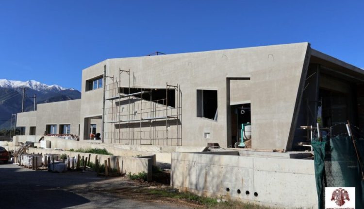 Ολοκληρώνονται-οι-εργασίες-ανέγερσης-του-κτιρίου-των-Σχολών-Βυζαντινής-Μουσικής-και-Αγιογραφίας-της-ΙΜ.-Σπάρτης