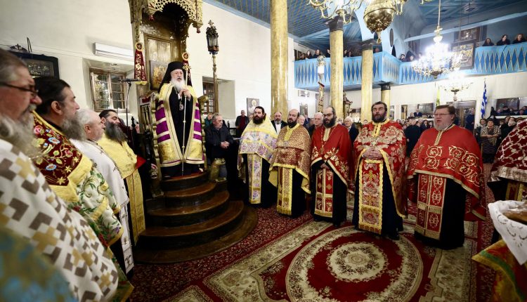 Πανηγυρικός-Εσπερινός-Αγίου-Χαραλάμπους-στα-Βασιλικά-(ΦΩΤΟ)