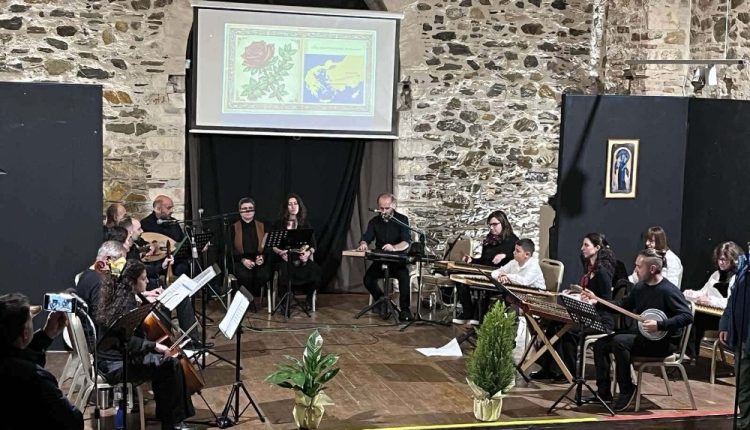 Παραδοσιακοί-Σκοποί-και-Τραγούδια-στην-Δημοτική-Πινακοθήκη-των-Κυκλάδων,-στην-Ερμούπολη