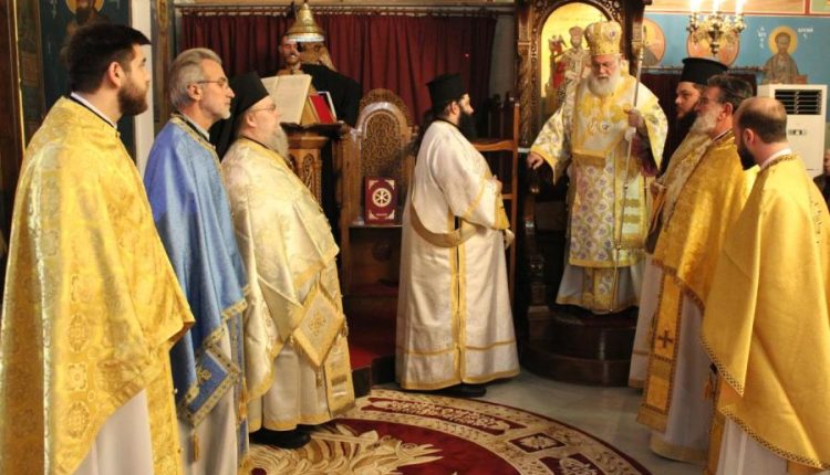 Θεία-Λειτουργία-στον-Άγιο-Γεώργιο-Αχαρνών