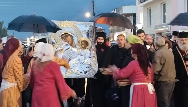 Υποδοχή-της-Παναγίας-της-Παραμυθίας-στην-Δευτερά-(ΦΩΤΟ)