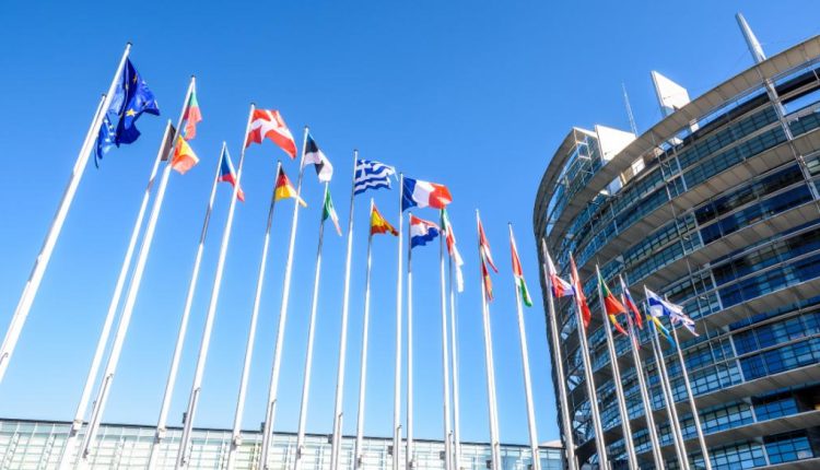 Το-Ευρωκοινοβούλιο-ενέκρινε-δάνειο-90-δισ.-ευρώ-στην-Ουκρανία-για-το-2026-και-το-2027