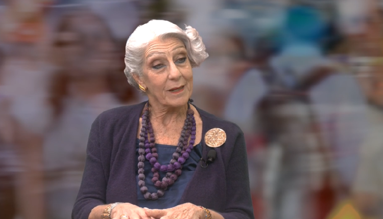 Άκου-Φίλε-–-Κυρά-των-Αθηνών