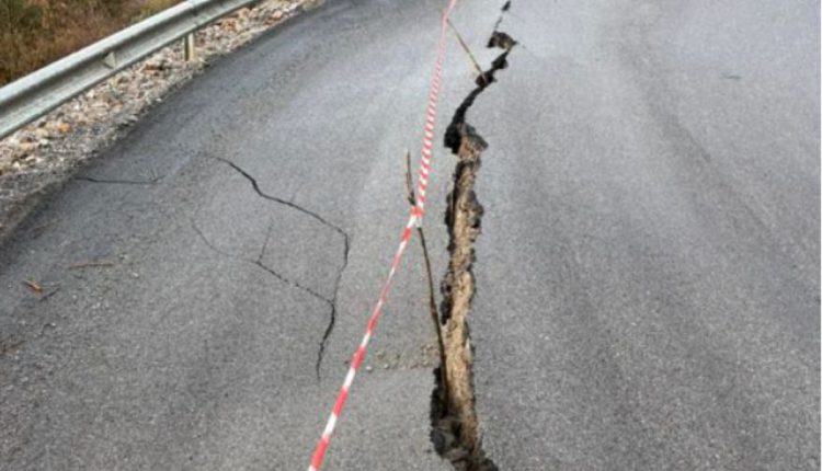 Σε-εξέλιξη-έργα-αποκατάστασης-στην-επαρχιακή-οδό-Τρίπολης-–-Βάστα-από-την-Περιφέρεια-Πελοποννήσου-–-Περιφέρεια-Πελοποννήσου