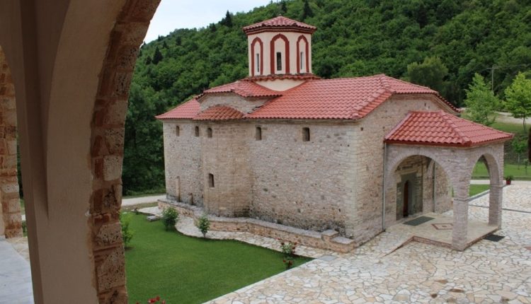 Κλειστή-για-τους-προσκυνητές-την-Κυριακή-των-Απόκρεω-η-Ιερά-Μονή-Αγίου-Νικολάου-Σιαμάδων