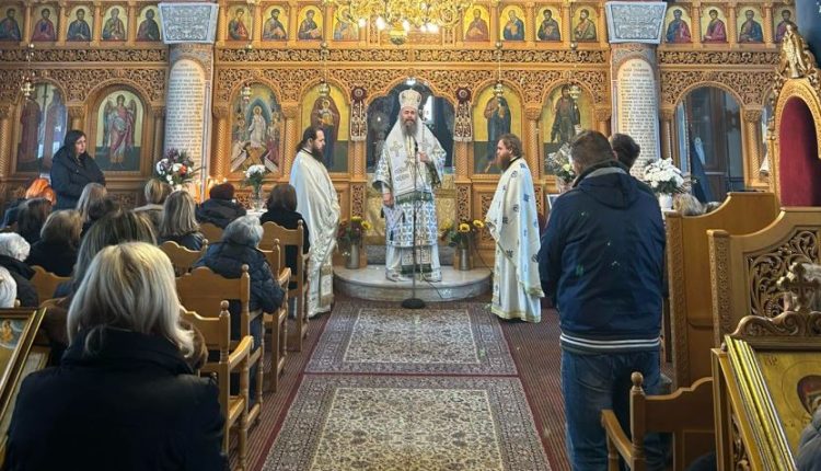 Αρχιερατική-Θεία-Λειτουργία-στον-Κοιμητηριακό-Ναό-Φλώρινας