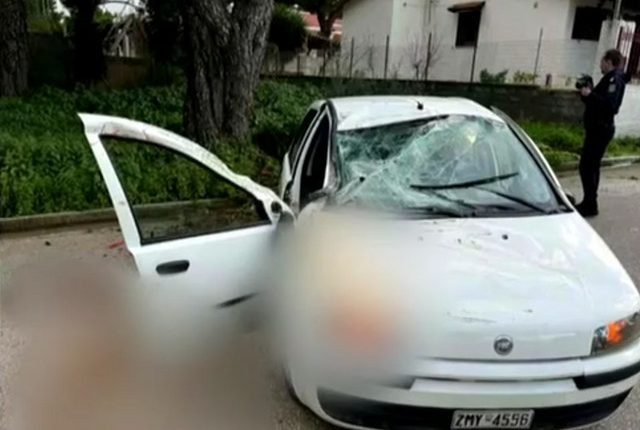 Σε-σοκ-ο-15χρονος-οδηγός-μετά-το-τροχαίο-δυστύχημα-στη-Λούτσα:-«Τι-σου-έκανα,-φίλε-μου;»