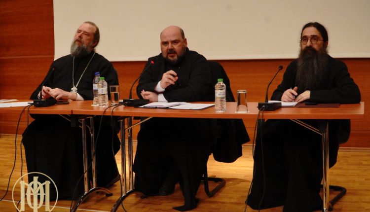 Ο-π.-Λίβυος-στην-καταληκτήρια-συνάντηση-της-Σχολής-Γονέων-της-Ιεράς-Μητροπόλεως-Θεσσαλονίκης