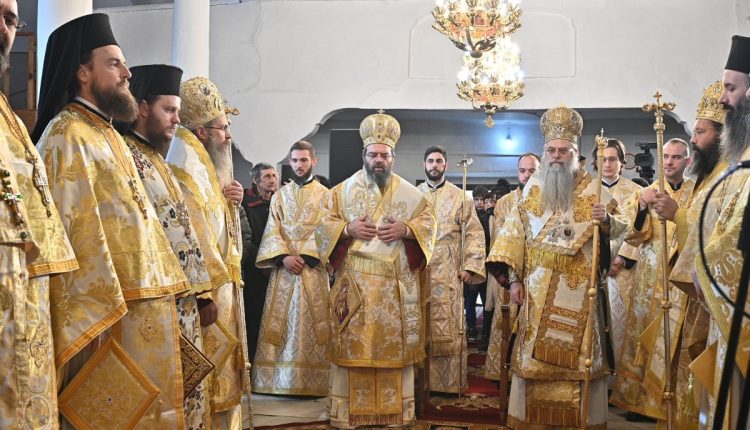 Ο-Μαρωνείας-Παντελεήμων-στη-Μητρόπολη-Φιλιππουπόλεως-την-Κυριακή-των-Απόκρεω