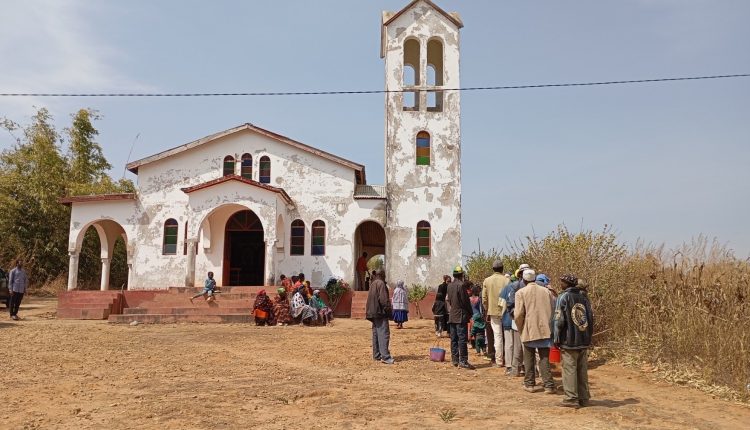Το-Ψυχοσάββατο-στην-Κεντρική-Τανζανία-και-η-αναγκαιότητα-συντήρησης-του-ΙΝ.-στο-χωριό-Μακότα