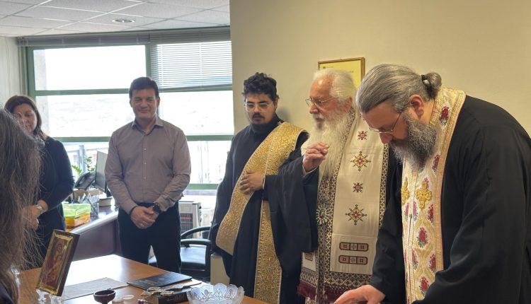 Ευλογία-βασιλόπιτας-–-Επίσκεψη-Αστυνομικού-Διευθυντή-στον-Θηβών-Γεώργιο