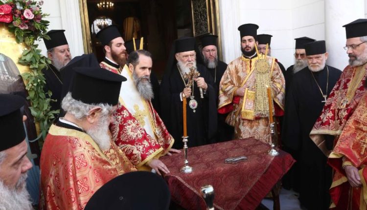 Αρχιεπίσκοπος-Ιερώνυμος:-Να-παραδειγματιστούμε-από-την-ζωή-της-Αγίας-Φιλόθεης