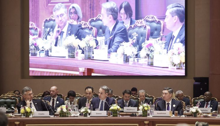 Κυρ.-Μητσοτάκης-από-Ινδία:-Η-Τεχνητή-Νοημοσύνη-να-υπηρετεί-τους-ανθρώπους