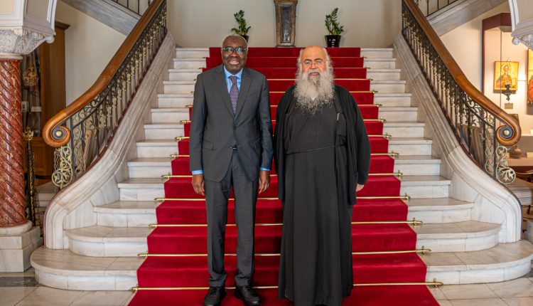 Με-τον-Ειδικό-Αντιπρόσωπο-του-ΟΗΕ-στην-Κύπρο-συναντήθηκε-ο-Αρχιεπίσκοπος-Γεώργιος