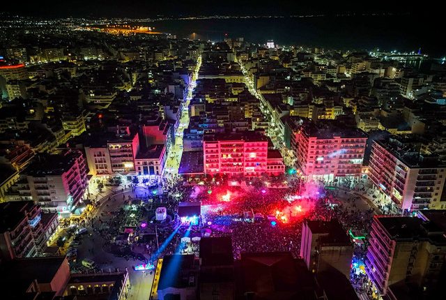 Σήμερα-και-αύριο-η-κορύφωση-του-πατρινού-καρναβαλιού-–-Υψηλές-πληρότητες-και-προληπτικά-μέτρα-για-χιλιάδες-επισκέπτες