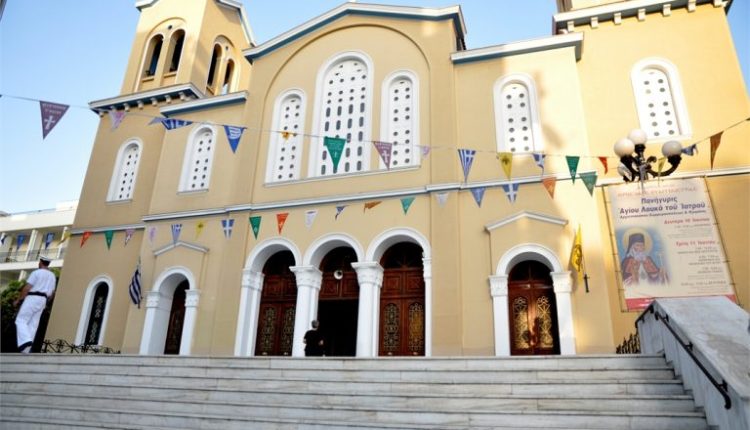 Η-Μεγάλη-Τεσσαρακοστή-στον-Ιερό-Ναό-Ευαγγελιστρίας-Πειραιώς