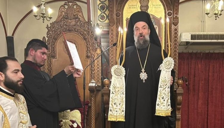 Ο-Εσπερινός-της-Συγγνώμης-στην-Μητρόπολη-Θήρας