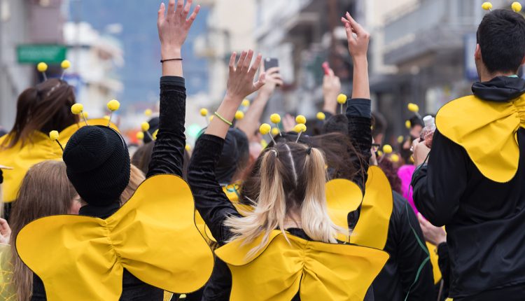 Έγκαυμα-στα-μάτια-από-αφρό-υπέστη-15χρονη-στο-καρναβάλι-του-Κισσάμου-–-«Η-νύχτα-ήταν-εφιαλτική»