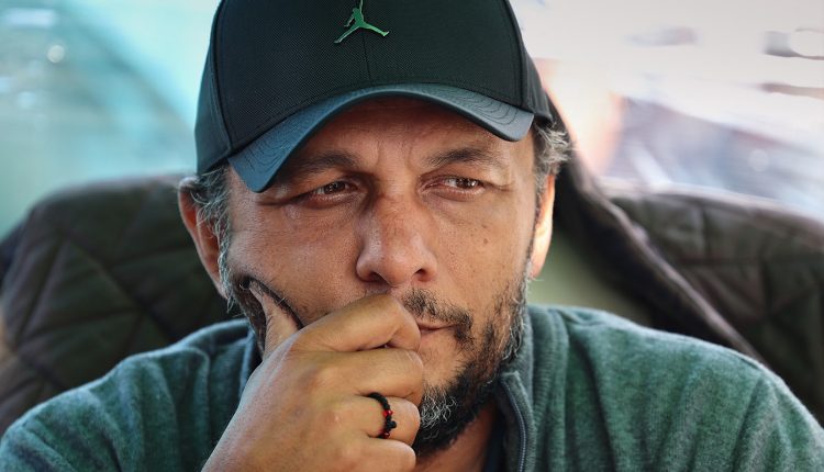 Τραγωδία-Τεμπών:-Αναβολή-στην-εκταφή-του-Ντένι-Ρούτσι-μετά-από-αίτημα-της-οικογένειας-του