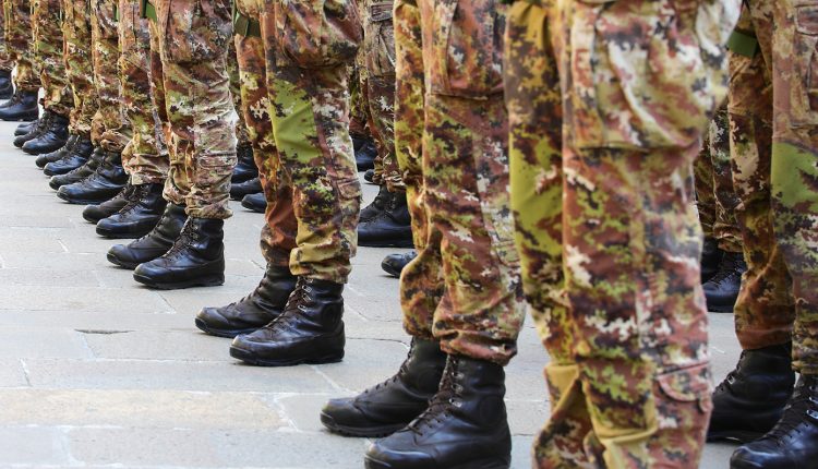 Τι-θα-περιλαμβάνει-το-αναβαθμισμένο-συσσίτιο-των-φαντάρων:-Θα-λαμβάνουν-ημερησίως-έως-και-3.200-θερμίδες