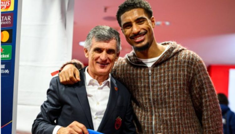 Λεβερκούζεν-–-Ολυμπιακός:-Το-υπέροχο-δώρο-στον-Μεντιλίμπαρ