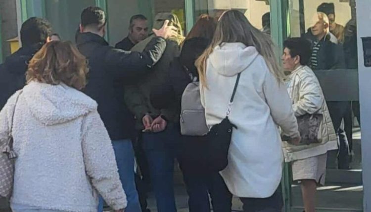 Αίγιο:-Δεν-είχε-πρόθεση-να-σκοτώσει,-δήλωσε-στο-ΕΡΤnews-ο-συνήγορος-του-47χρονου-που-πυροβόλησε-τα-τέσσερα-παιδιά