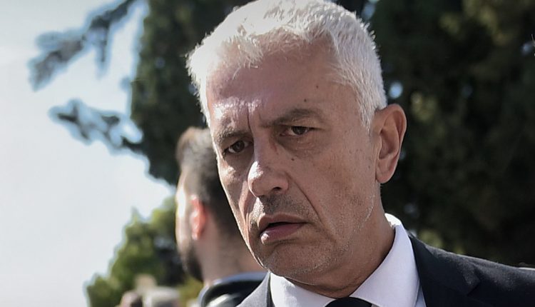 Καλλιακμάνης:-Έχω-κάνει-χρόνια-ψυχοθεραπεία-από-τότε-που-ήμουν-οδηγός-ταξί-–-Πάντα-τους-έσφαζα-με-το-γάντι