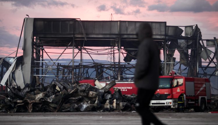 Σε-ανεπαρκή-σχεδιασμό-της-εγκατάστασης-η-διάβρωση-των-σωλήνων-και-η-φονική-έκρηξη-στην-«Βιολάντα»-–-Στον-ανακριτή-το-πόρισμα-του-ΕΜΠ