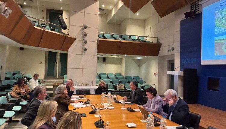 Συνεδρίαση-της-επιτροπής-στρατηγικού-σχεδιασμού-για-την-προστασία-αξιοποίηση-και-ανάδειξη-της-Ενετικής-Οχύρωσης-και-των-Νεωρίων-Ηρακλείου