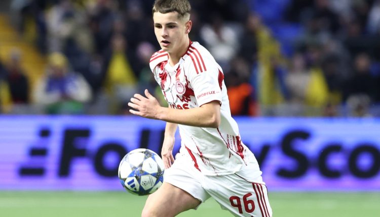 Μουζακίτης:-Πολύ-περήφανοι-για-ό,τι-καταφέραμε-στο-champions-league,-τώρα-μένει-ένας-στόχος