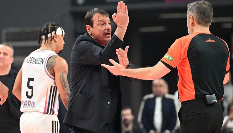 Εκνευρίστηκε-ο-Αταμάν-και-αποβλήθηκε-στο-φινάλε-του-αγώνα,-διαμαρτυρόμενος-για-φάουλ-στον-Χέιζ-Ντέιβις