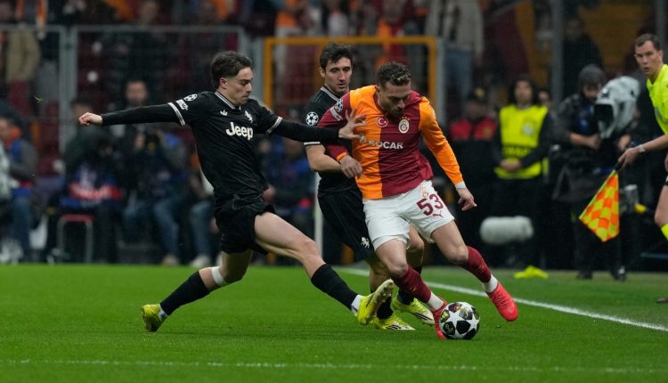 Ιταλικός-Τύπος:-Η-θεά-της-Ιταλίας-και-το-μεγάλο-χειροκρότημα-στη-Γιουβέντους