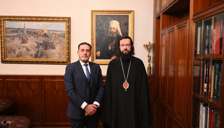 Συνάντηση-Μητροπολίτη-Βολοκολάμσκ-με-τον-Πρέσβη-του-Ιράκ-στη-Ρωσία