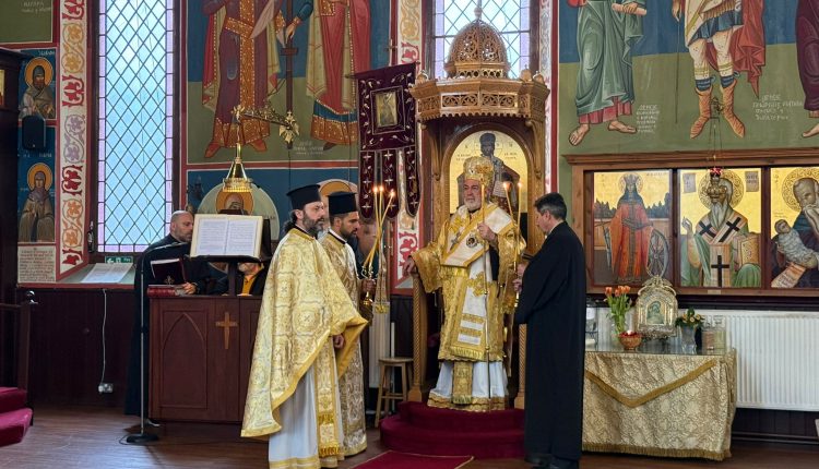 Ο-Αρχιεπίσκοπος-Θυατείρων-στον-Ιερό-Ναό-Αγίων-Παντελεήμονος-και-Θεοδώρου-του-Τήρωνος-eastbourne