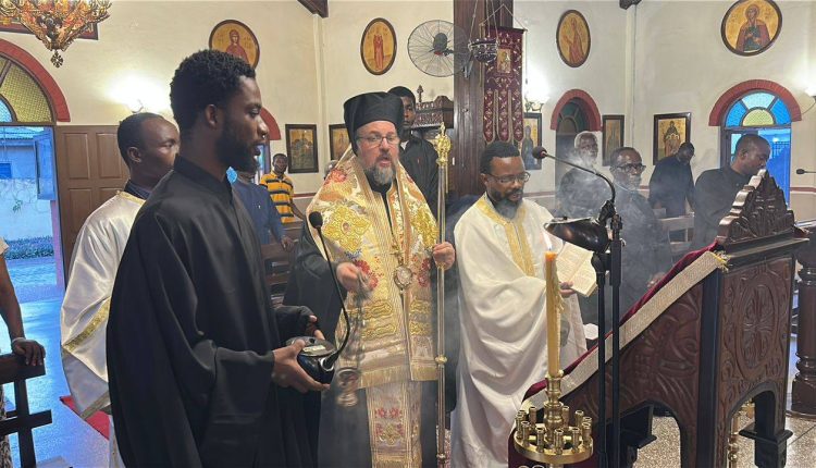 Οι-πρώτοι-Χαιρετισμοί-στη-Γκάνα