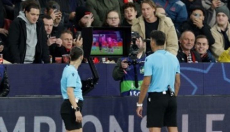 var:-Οι-νέες-αρμοδιότητες-που-ενέκρινε-η-ifab-και-τα-μέτρα-για-μείωση-των-καθυστερήσεων