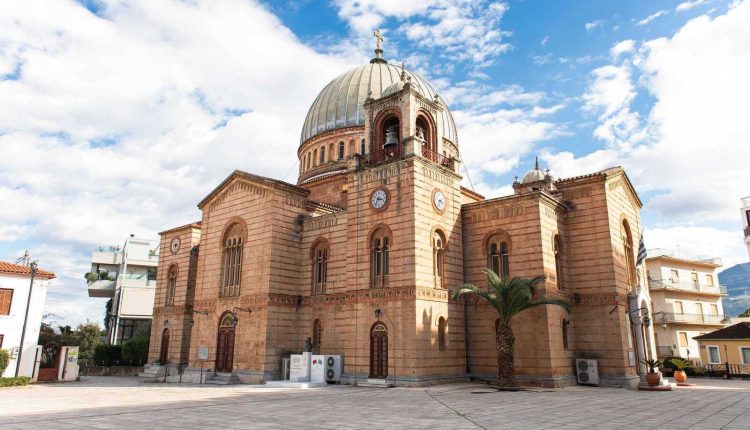 Β’-Κατανυκτικός-Εσπερινός-στον-Μητροπολιτικό-ΙΝ.-Κοιμήσεως-Της-Θεοτόκου-(Φανερωμένης)-Αιγίου