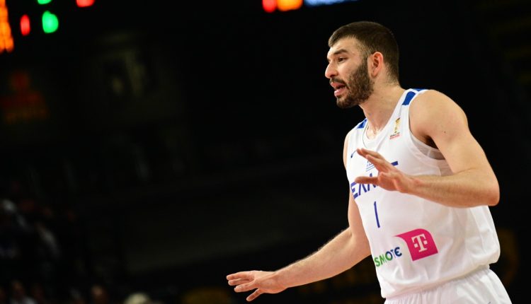 Εθνική-Ελλάδας-μπάσκετ:-Νοκ-άουτ-ο-Ρογκαβόπουλος,-στη-θέση-του-ο-Κακλαμανάκης