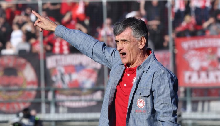 Μεντιλίμπαρ-μετά-τη-νίκη-του-Ολυμπιακού:-Πολύ-θυμωμένος-για-τα-τελευταία-λεπτά,-να-είμαστε-ο-εαυτός-μας-κόντρα-στον-ΠΑΟΚ