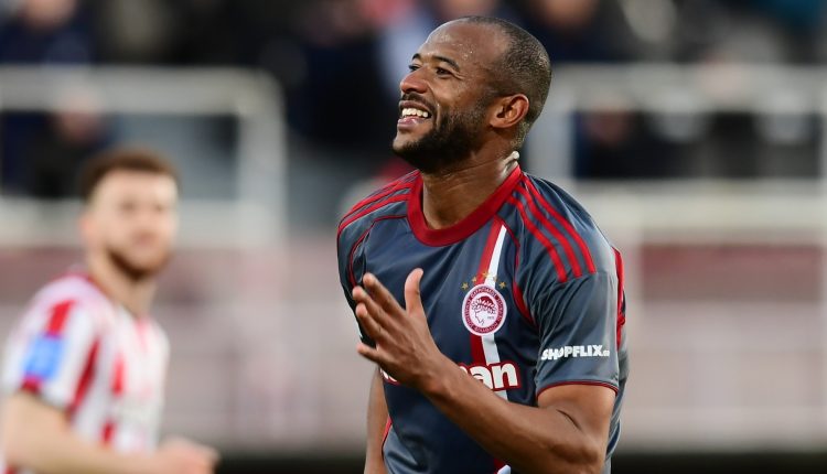 Ολυμπιακός:-Ο-Ελ-Καμπί-μπήκε-στους-20-κορυφαίους-σκόρερ-των-Πειραιωτών