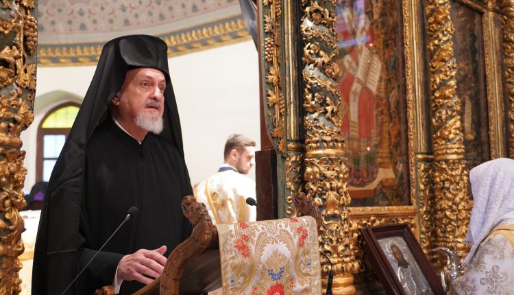 Γέρων-Χαλκηδόνος-Εμμανουήλ:-Η-Ορθοδοξία-είναι-ζων-οργανισμός