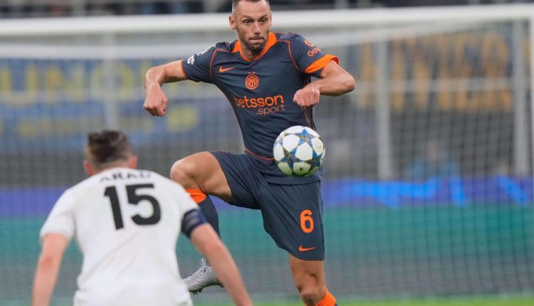 Ολυμπιακός:-Προτάθηκε-και-εξετάζεται-ο-Ντε-Φράι-σύμφωνα-με-ξένα-ΜΜΕ