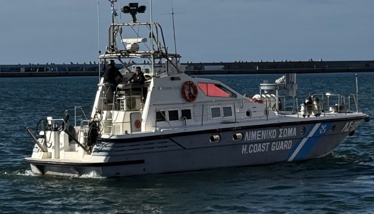 Ποινικές-διώξεις-για-κακούργημα-ασκήθηκαν-στους-δύο-Τούρκους-διακινητές-που-αποβίβασαν-στη-Ρόδο-58-άτομα