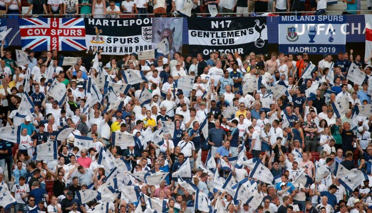 uefa:-30.000-ευρώ-πρόστιμο-στην-Τότεναμ-για-ναζιστικούς-χαιρετισμούς!