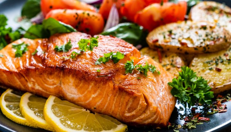 Τα-5-ψάρια-με-τα-περισσότερα-οφέλη-για-την-καρδιά-και-τον-εγκέφαλό-σας