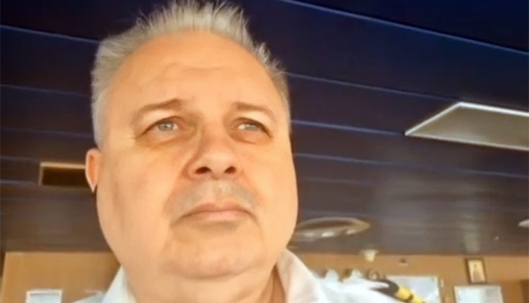 Αγωνία-για-τους-εγκλωβισμένους-Έλληνες-ναυτικούς-–-«Δεν-μπορούμε-να-φύγουμε,-η-μόνη-έξοδος-είναι-τα-Στενά-του-Ορμούζ»-λέει-καπετάνιος