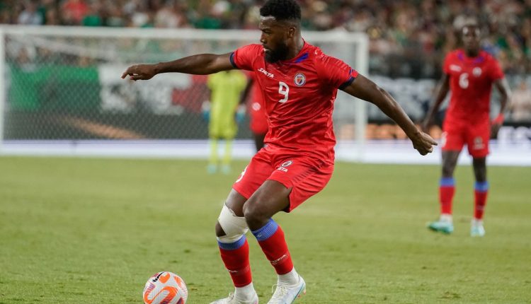 Ναζόν:-Η-δραματική-ιστορία-του-Αϊτινού-ποδοσφαιριστή-που-ξέφυγε-από-τους-βομβαρδισμούς